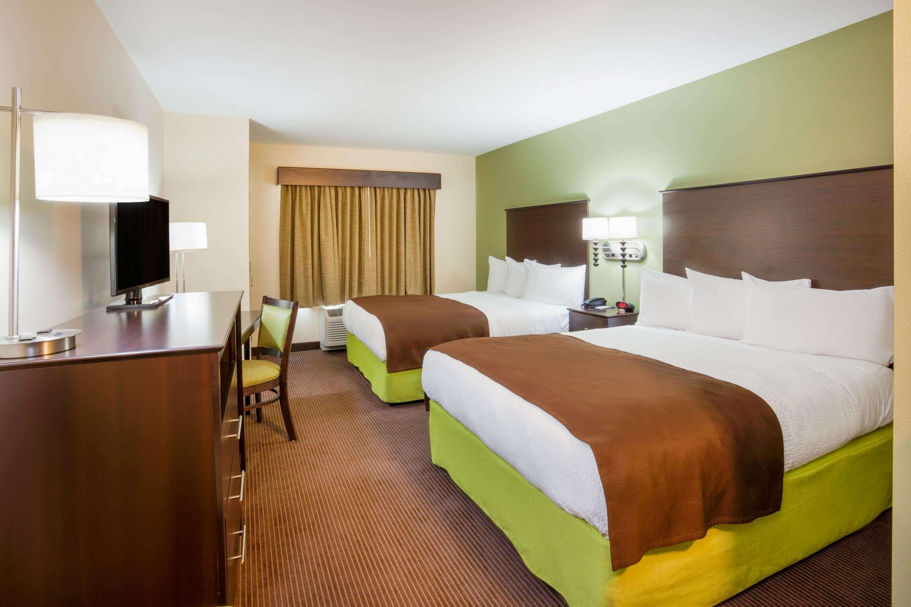 Americinn By Wyndham Hartford Sd Exterior photo